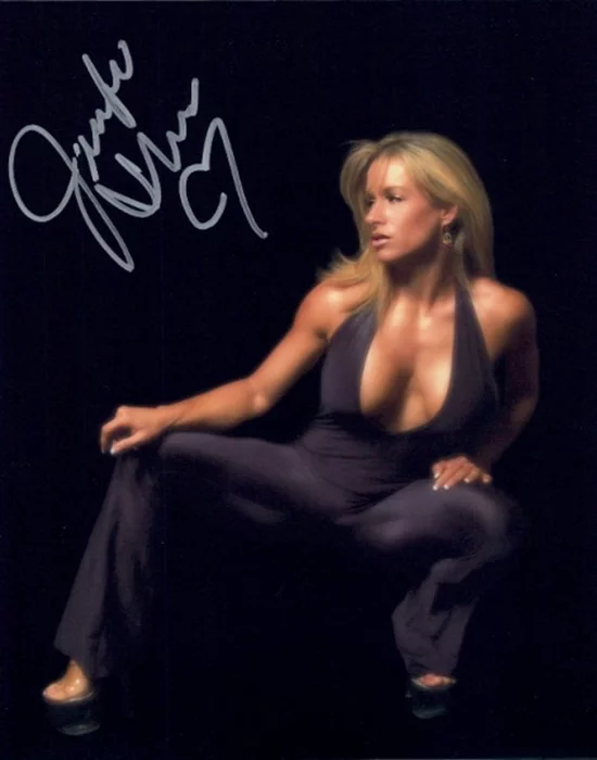 Jennifer Thomas autograph