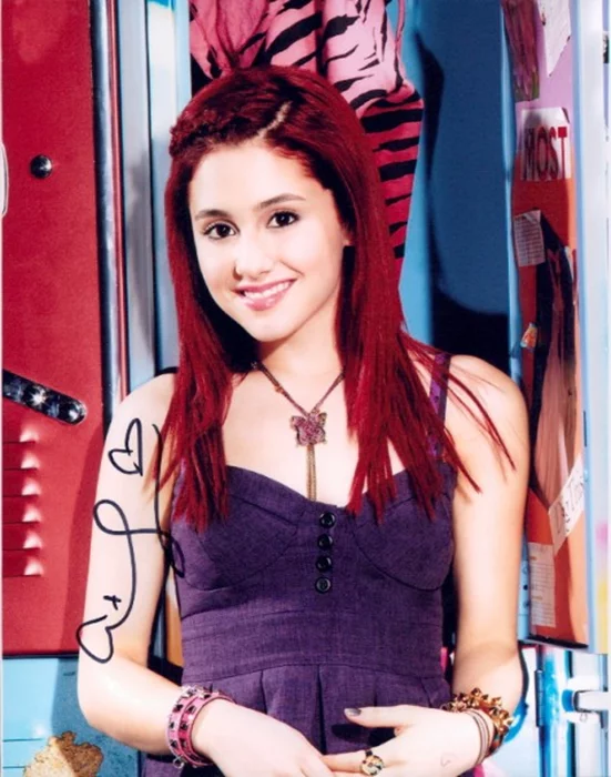Ariana Grande autograph