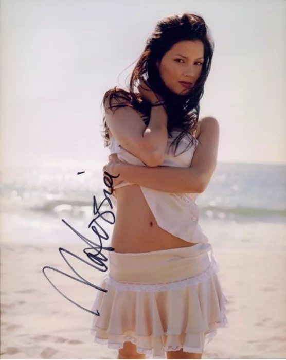 Natassia Malthe autograph