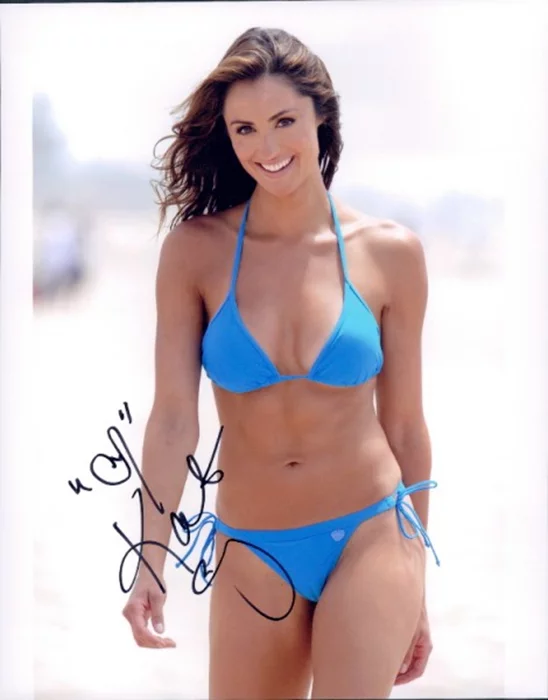 Katie Cleary autograph