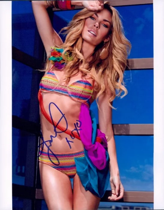 Jasmine Dustin autograph