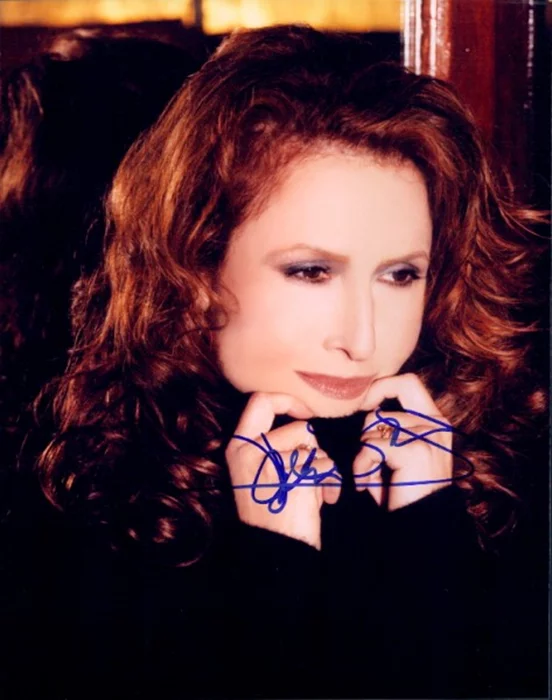 Melissa Manchester autograph