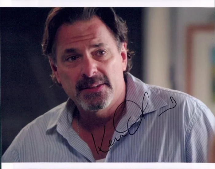 Ken Olin autograph