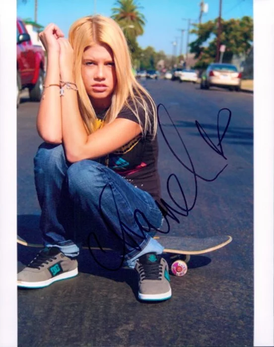 Chanel Zizerconenionson autograph