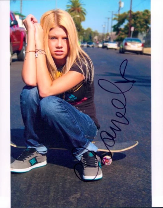 Chanel Zizerconenionson autograph