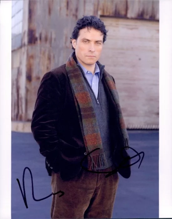 Rufus Sewell autograph