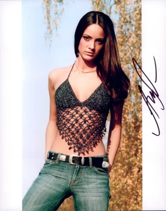 Sofya Skya autograph