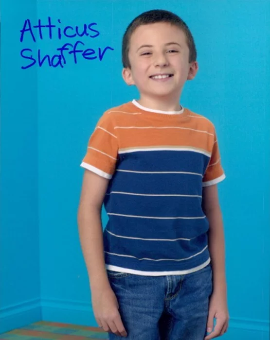 Atticus Shaffer autograph