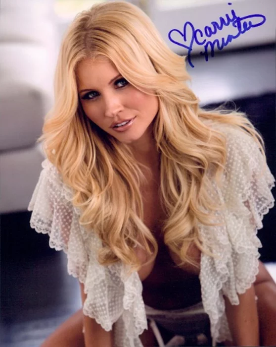 Carrie Minter autograph