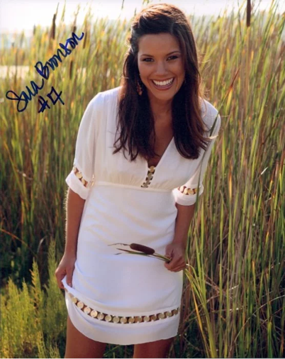 Sara Bronson autograph