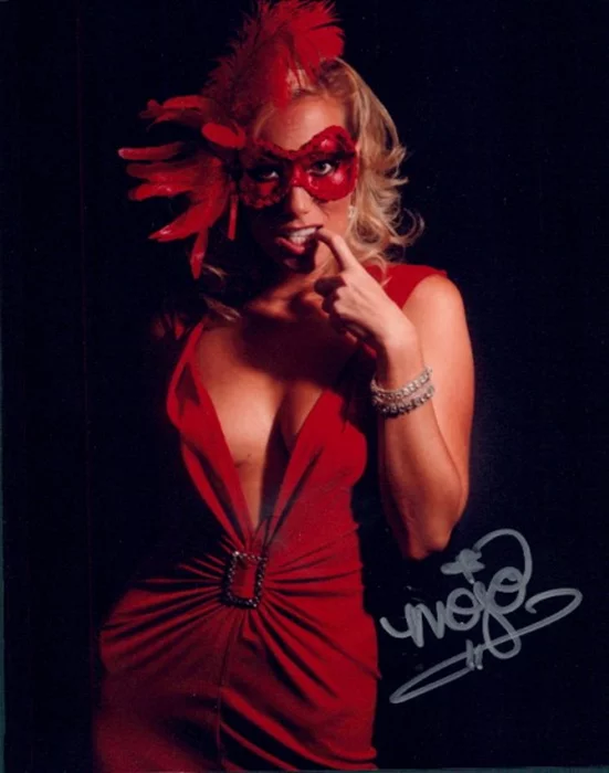 Melissa Jo Hunter autograph