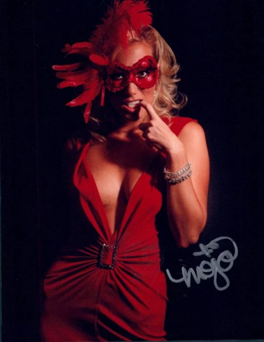 Melissa Jo Hunter autograph