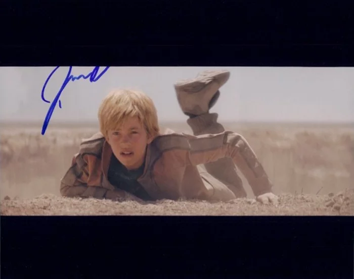 Jimmy Bennett autograph