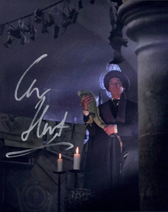 Ian Hart autograph