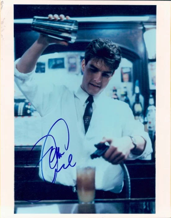 Tom Cruise autograph