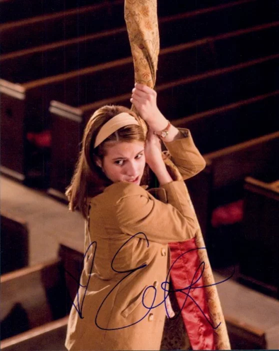 Emma Roberts autograph