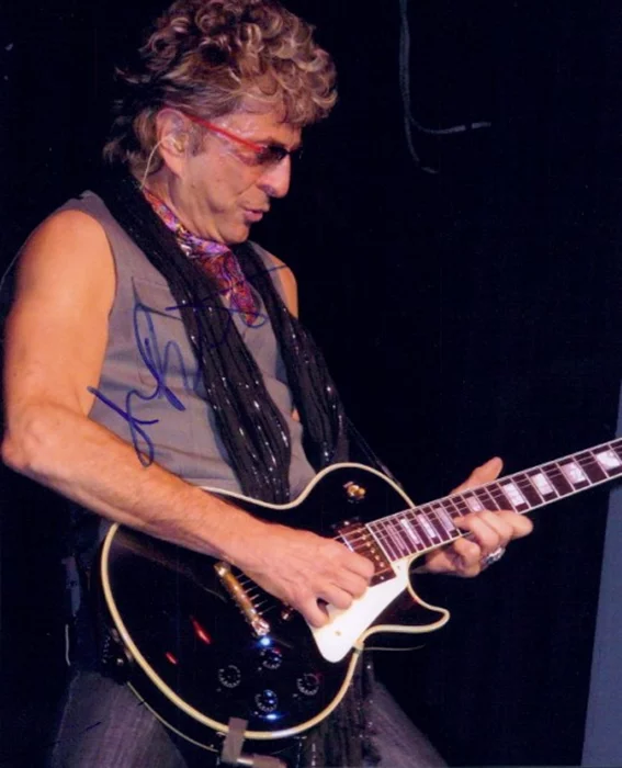 Jim  Peterik autograph