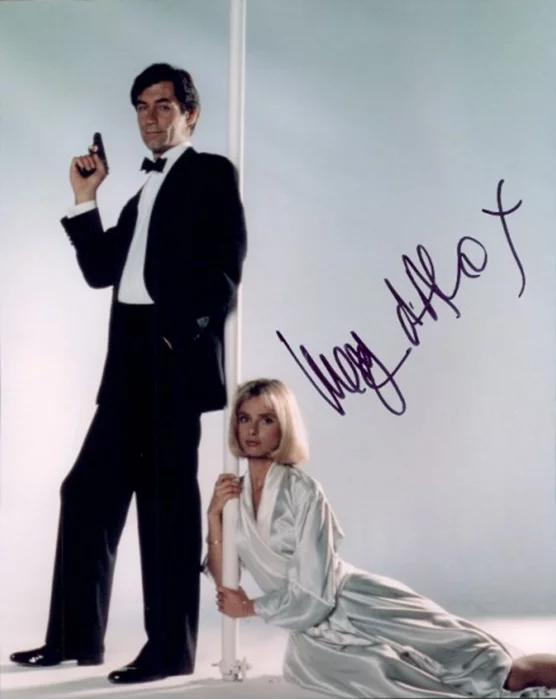 Maryam D'Abo autograph