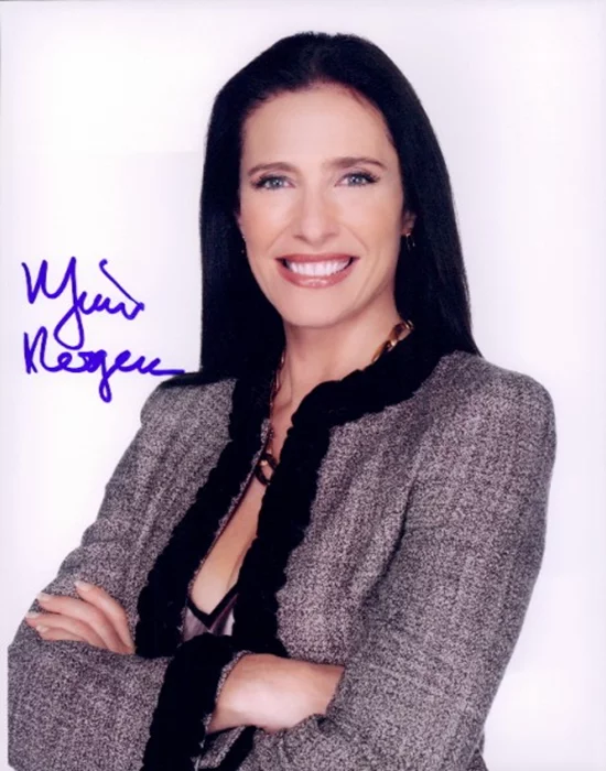 Mimi Rogers autograph
