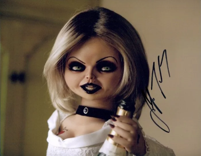 Jennifer Tilly autograph