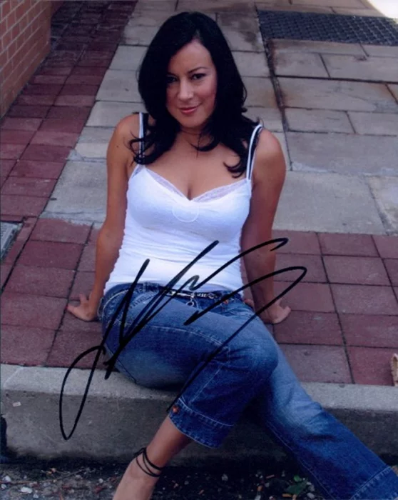 Jennifer Tilly autograph