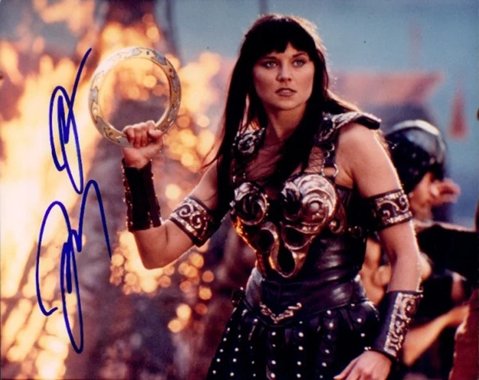 Lucy Lawless autograph