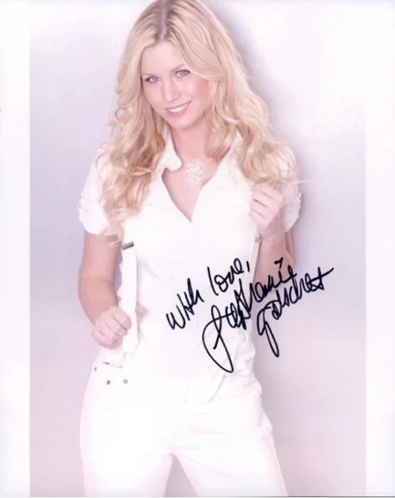 Stephanie  Gatschet autograph