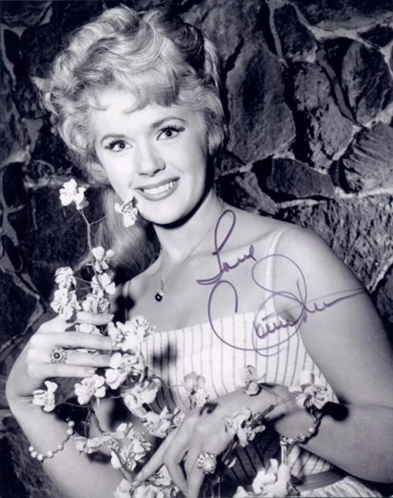 Connie Stevens autograph