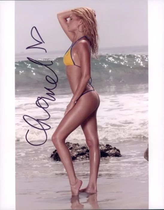 Chanel Zizerconenionson autograph