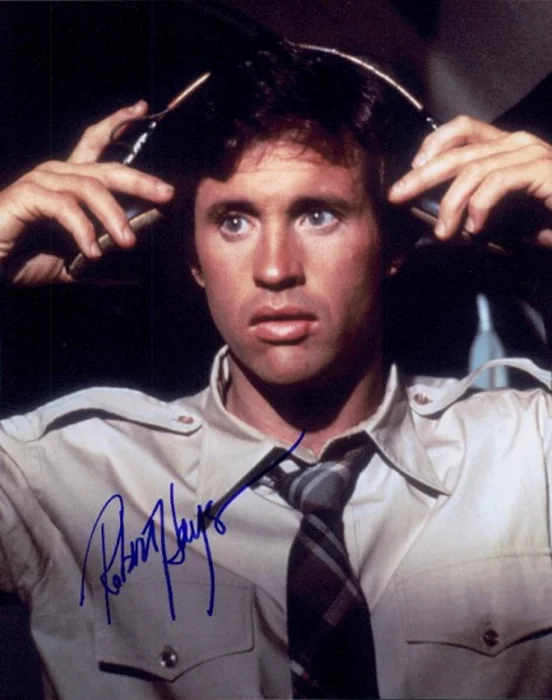 Robert Hays autograph