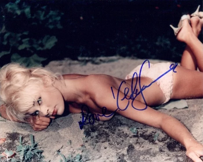 Elke Sommer autograph