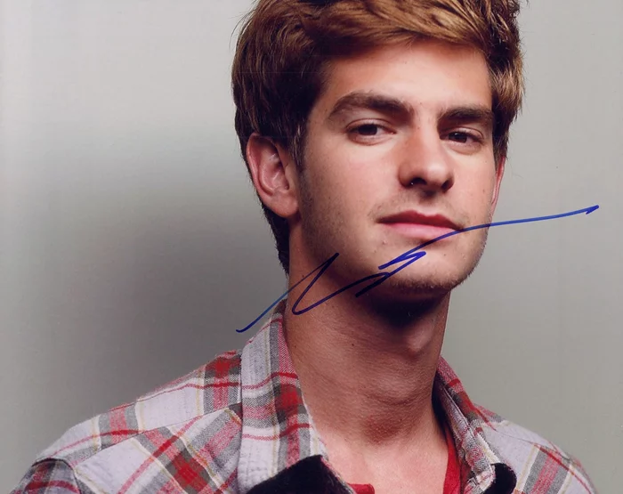Andrew Garfield autograph
