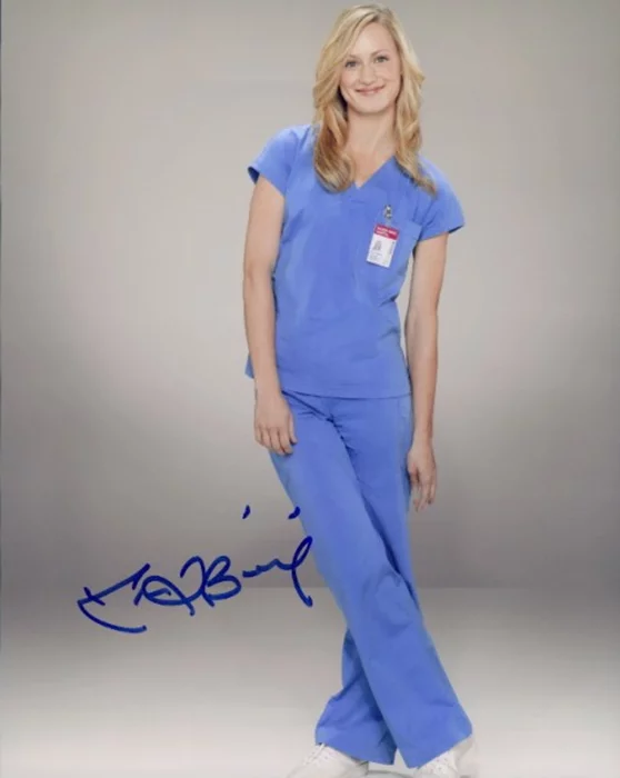 Kerry Bishe autograph
