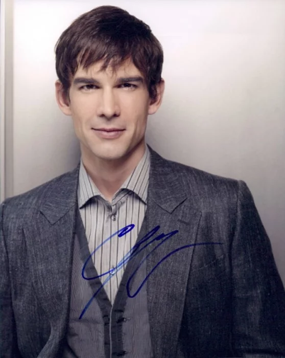 Christopher Gorham autograph