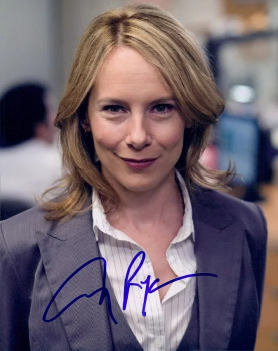 Amy Ryan autograph