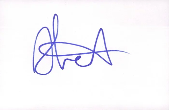 Stanley Tucci autograph