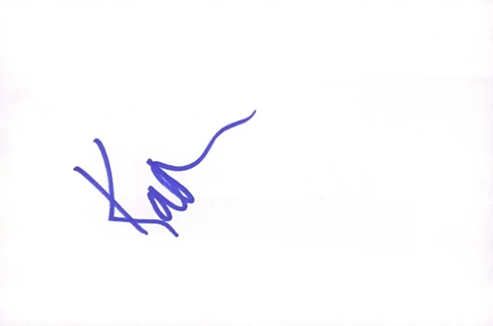 Kate Mara autograph