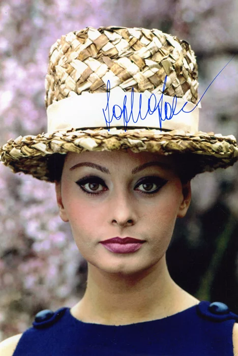 Sophia Loren autograph