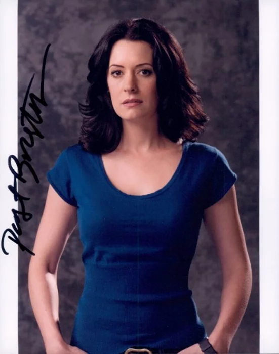 Paget Brewster autograph