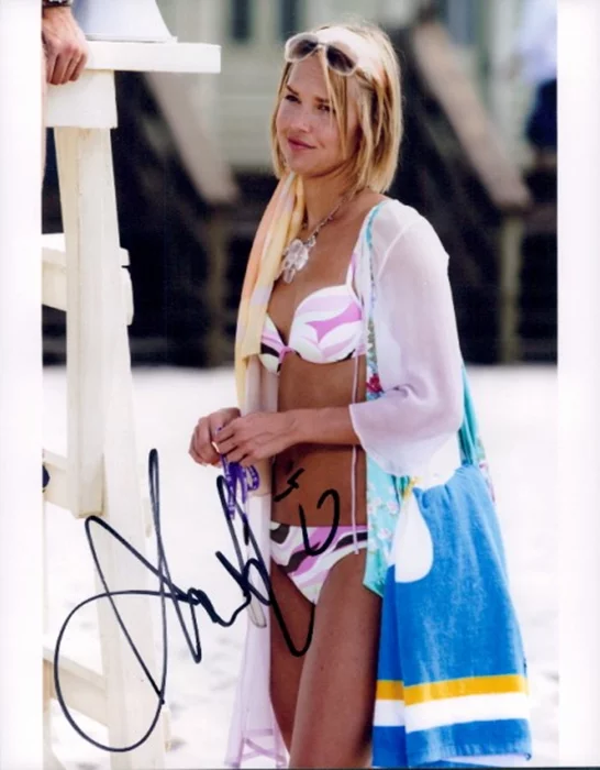 Arielle Kebbel autograph