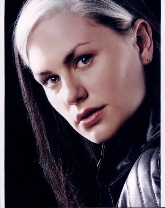 Anna Paquin autograph