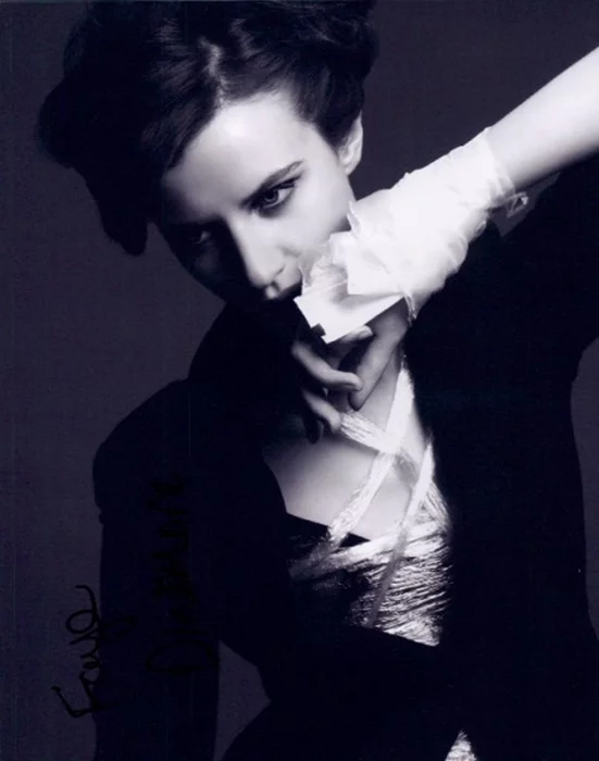 Faye Dinsmore autograph