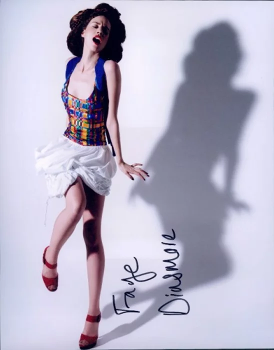 Faye Dinsmore autograph