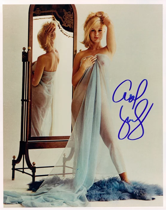 Carol Lynley autograph