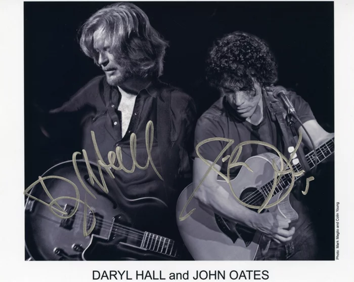 Hall and Oates autograph