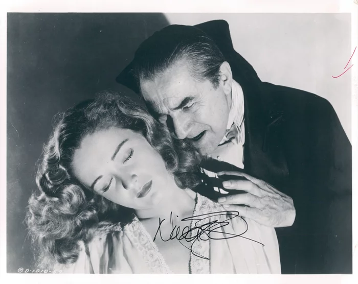 Nina Foch autograph