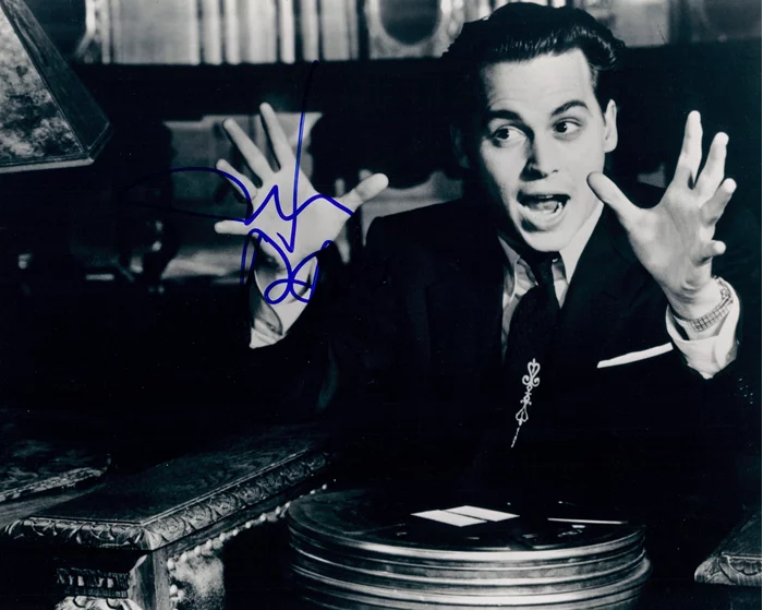 Johnny Depp autograph