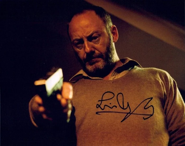 Liam Cunningham autograph