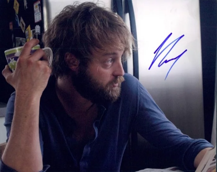 Joshua Leonard autograph
