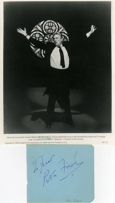 Peter Finch autograph